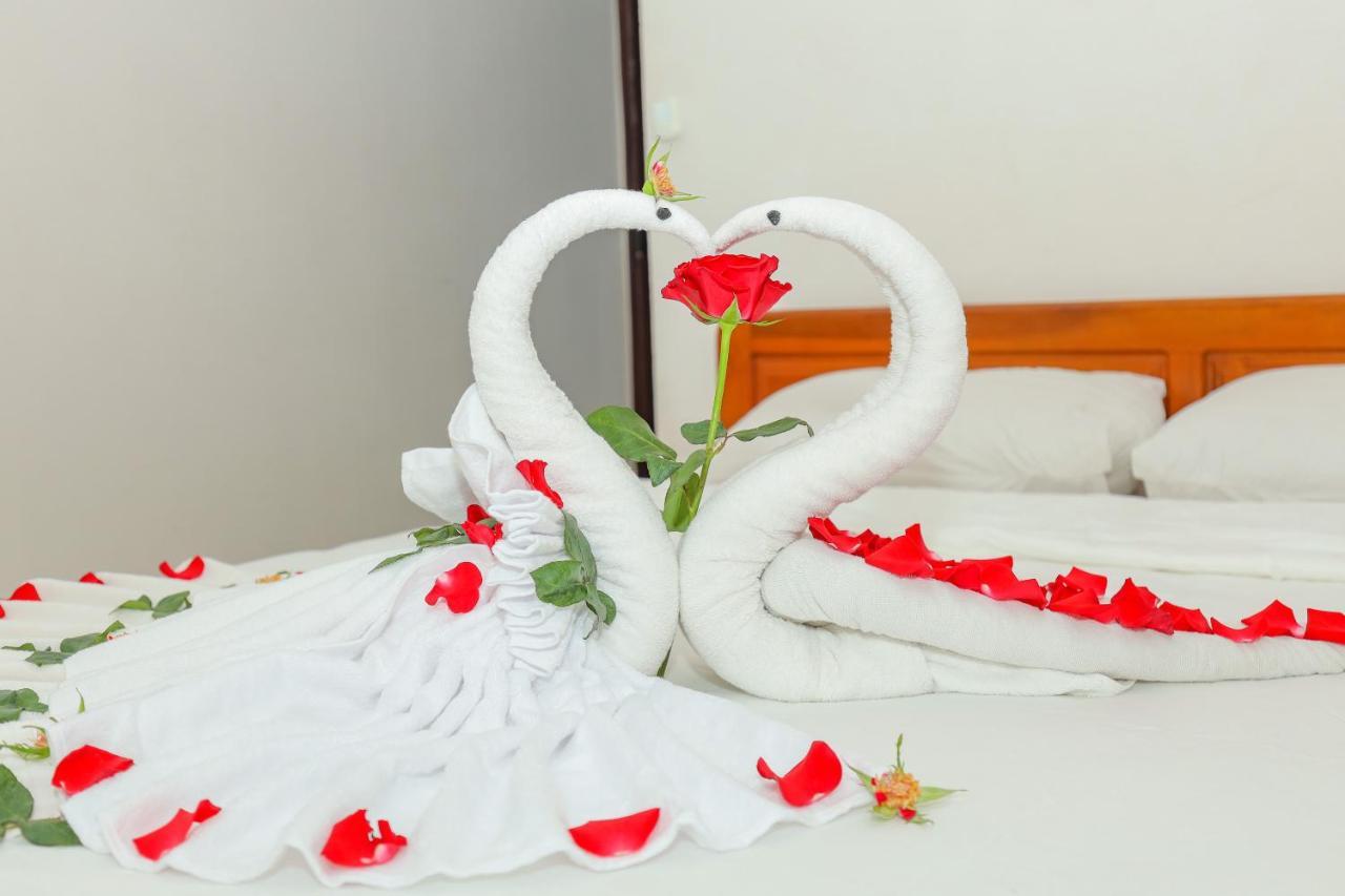 Khach San Ciao Quy Nhon Hotel Exterior foto