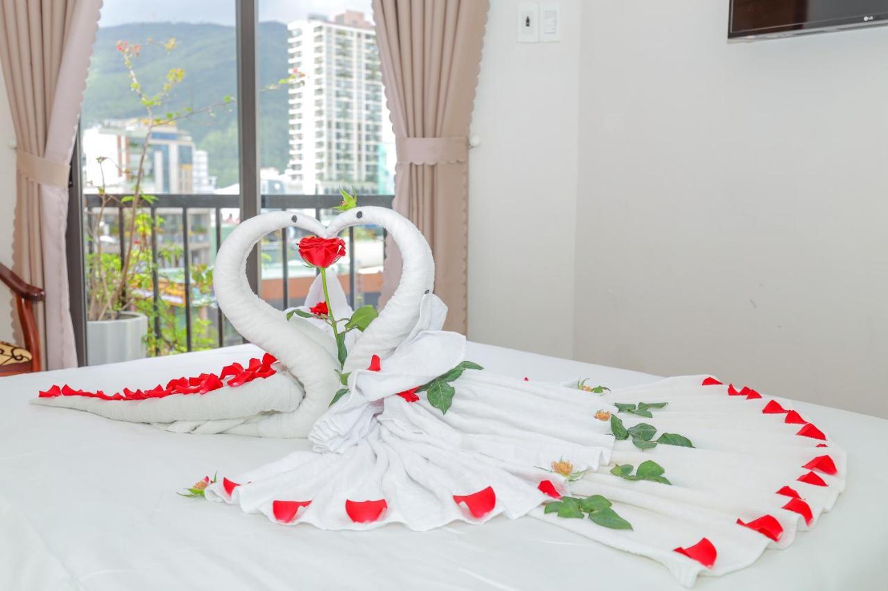 Khach San Ciao Quy Nhon Hotel Exterior foto